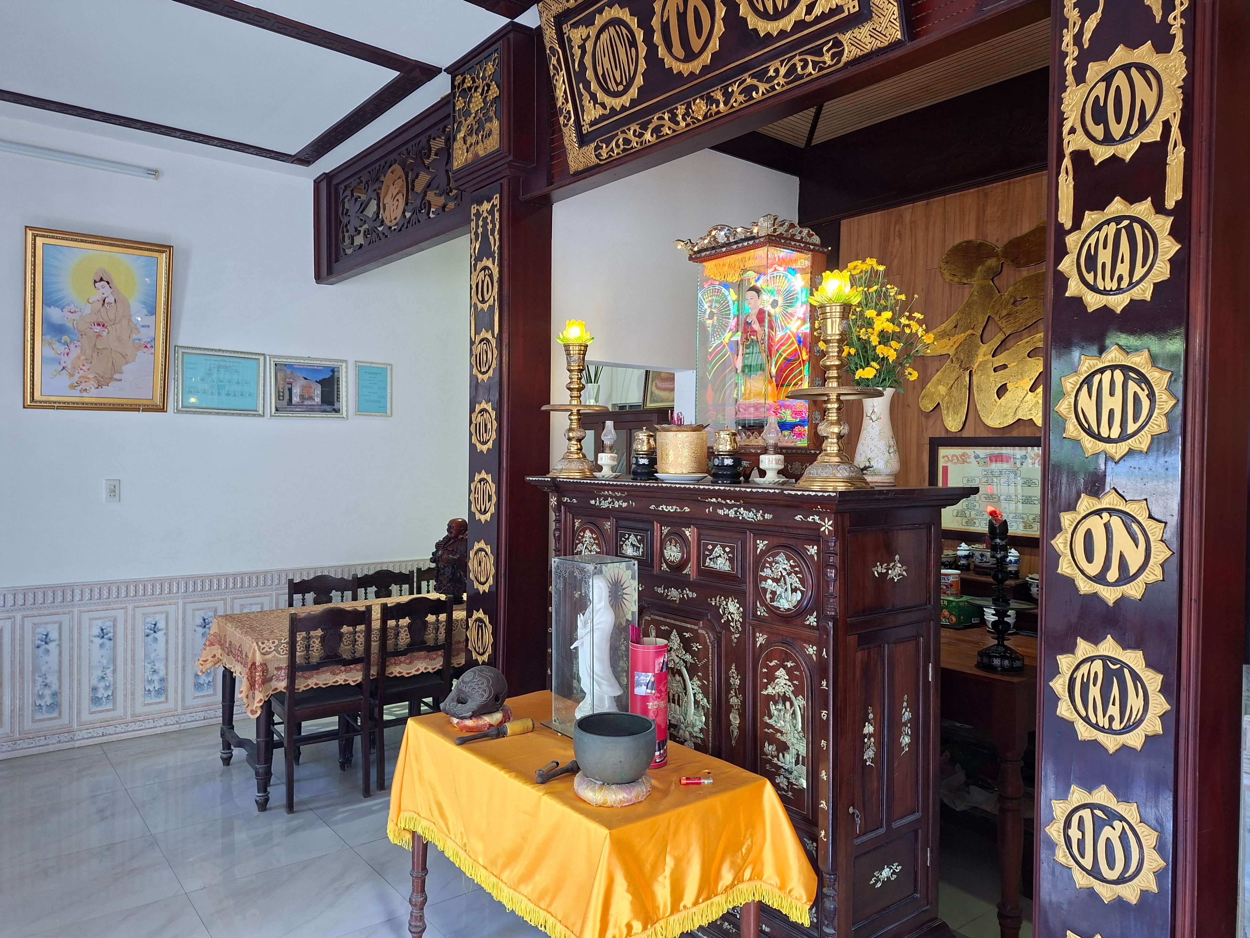 Khu vực tiếp khách