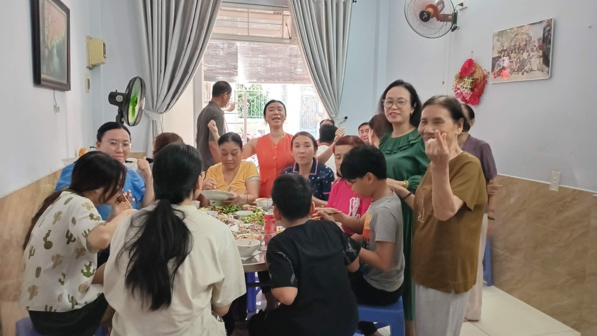 Tụ họp gia đình